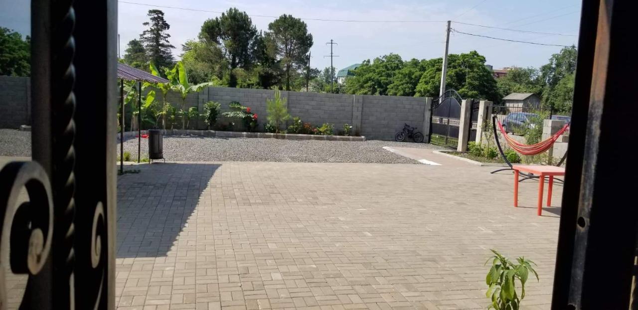Mate'S Guest House Kobuleti Exterior foto