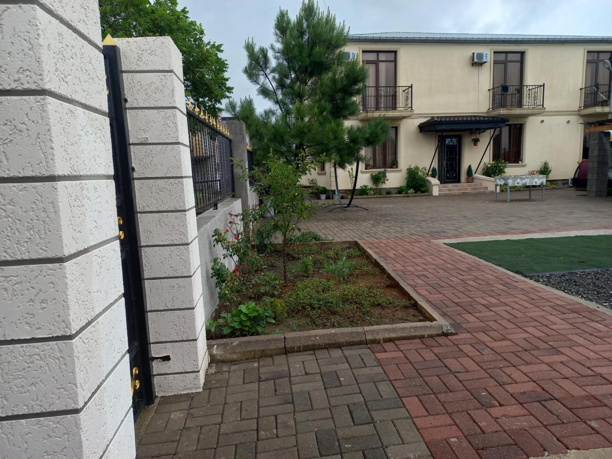 Mate'S Guest House Kobuleti Exterior foto